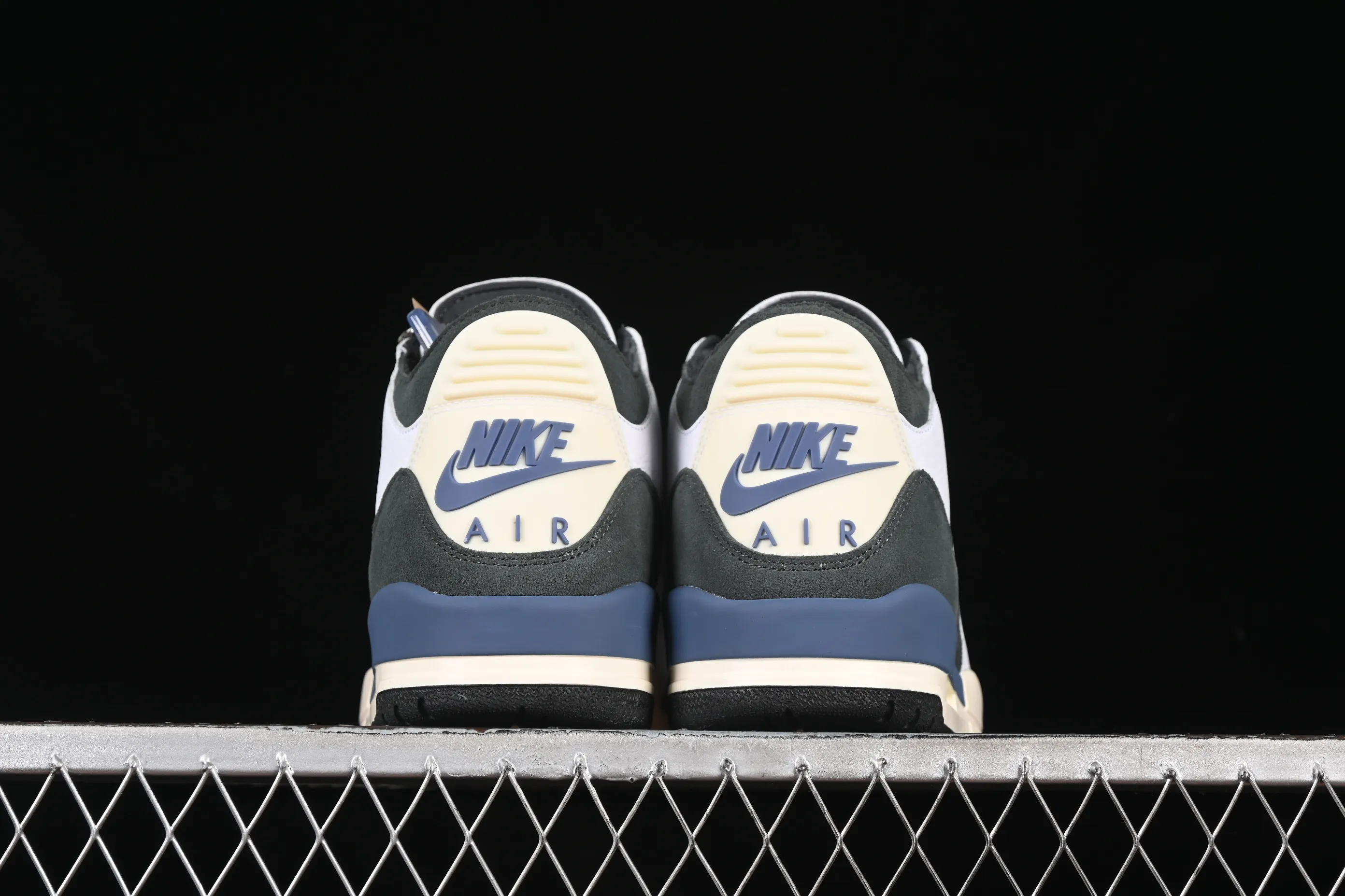 All categories Air Jordan Jordan series basketball shoes Air Jordan 3 OG version Air Jordan 3 Retro OG SP "Diffused Blue" AJ3 Joe 3 white and blue cement HV8571-100